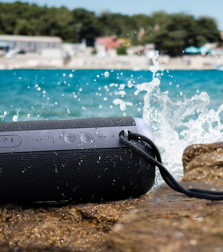 AquaPulse™ – Waterproof Bluetooth Speaker