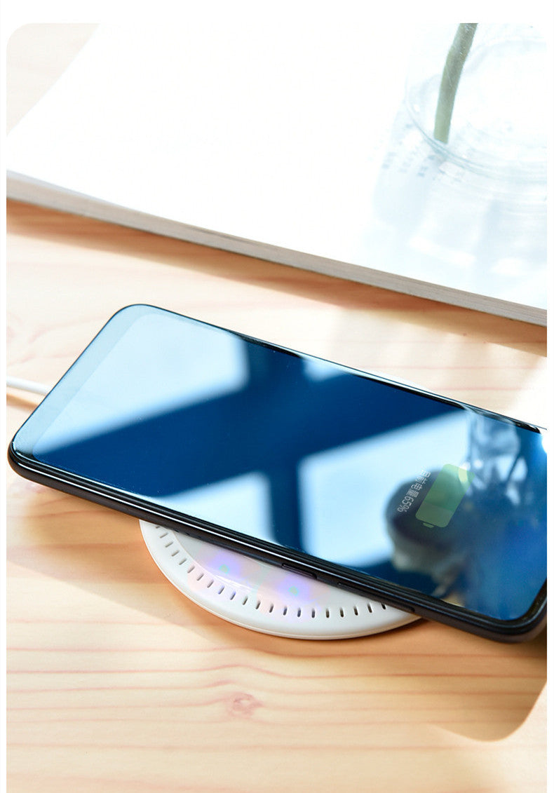 SwiftCharge Pro: Ultra-Thin 10W Fast Wireless Charger