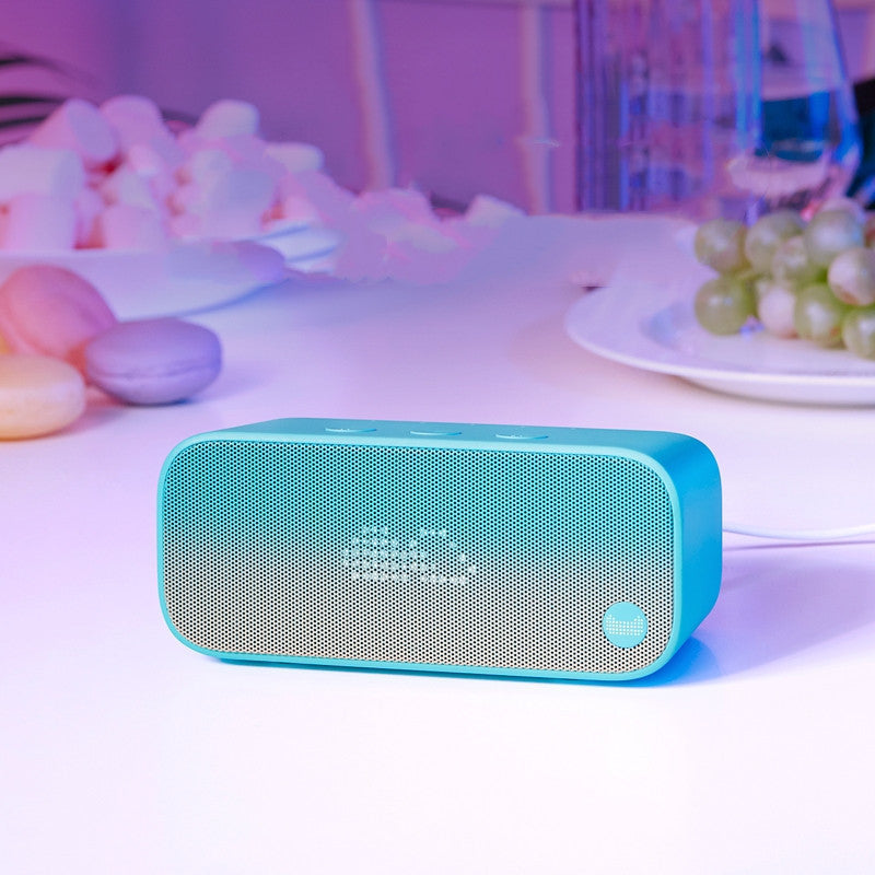 Saphira Aura: The Enchanted Elf Speaker
