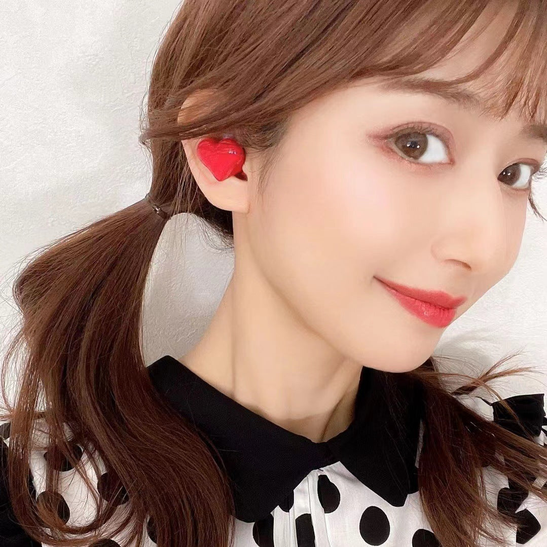 AmoréSound™ – Heart-Shape Bluetooth Wireless Headphones