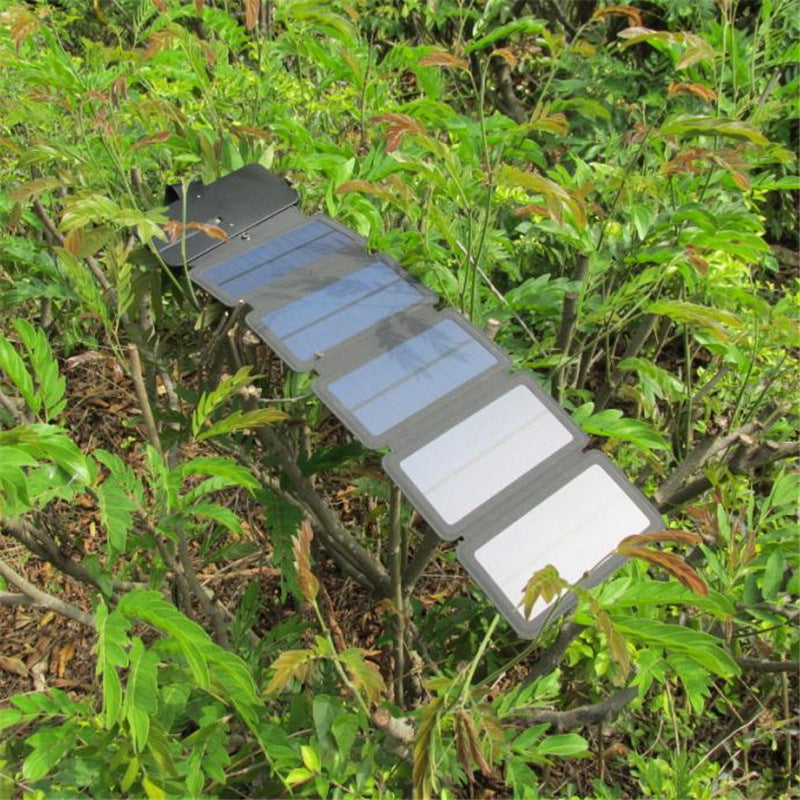SolarPower™ Fold – Portable Outdoor Solar Panel Charger for Smartphones & Devices