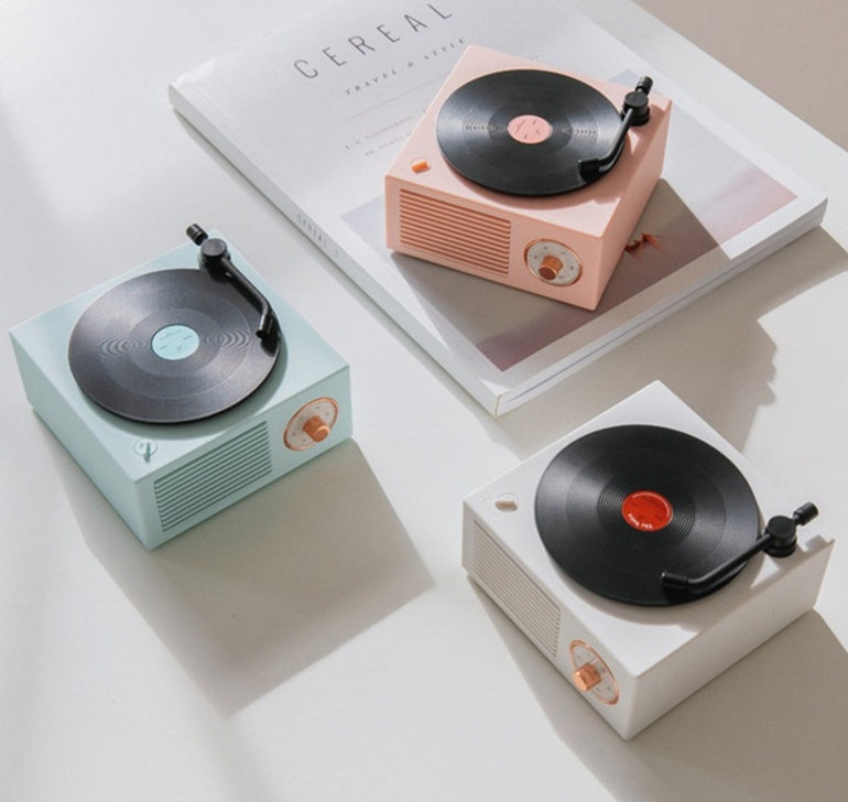 RetroSound Mini: Wireless Bluetooth Vinyl Speaker