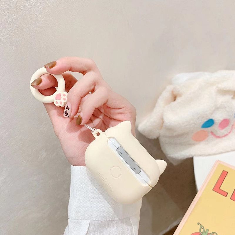 PawfectGuard™ Cat Claw Headphone Case