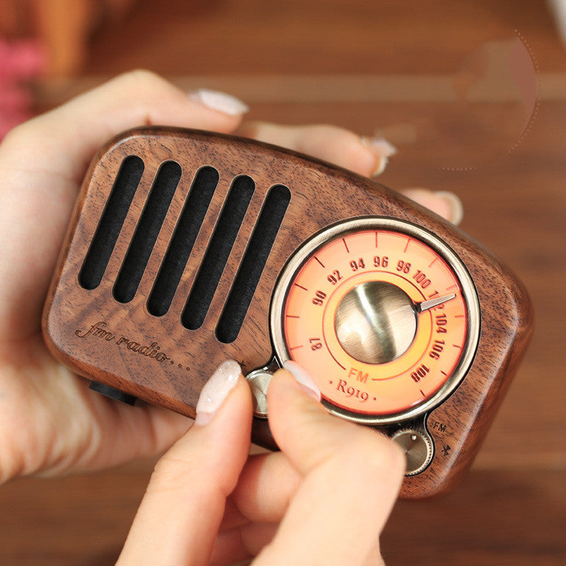 TimberTune™ Retro Wireless Mini Speaker
