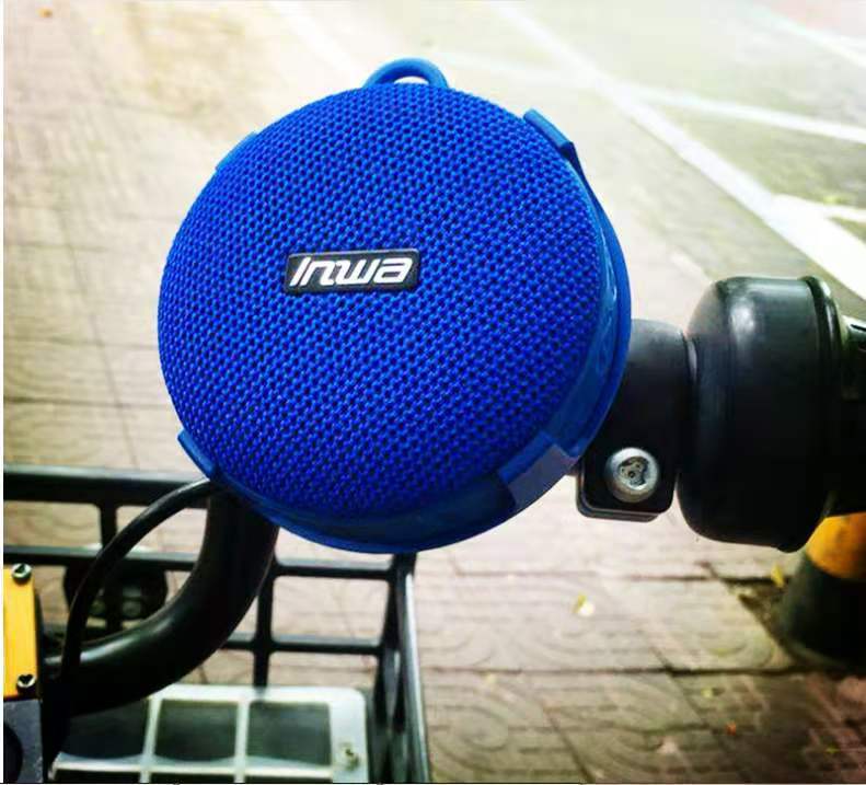 EchoGrip™ Wireless Suction Cup Mini Speaker