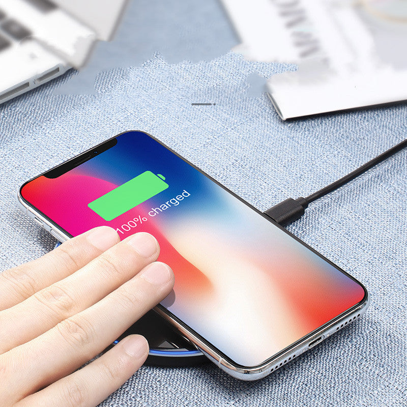 GlideMirror™ 10W Wireless Fast Charger
