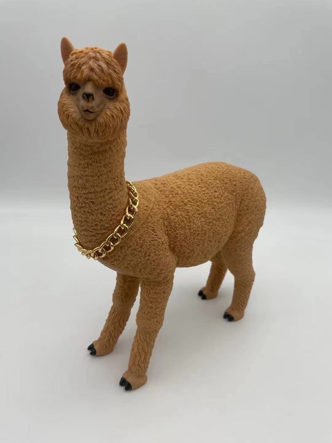 AlpacaGroove – Portable Bluetooth Speaker with FM Radio & Deep Bass