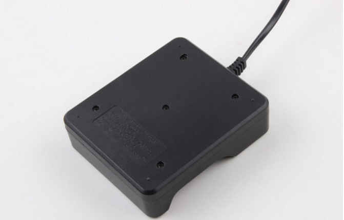 PowerMax 18650 Multi-Function Smart Charger: Four-Slot Charger with Cable