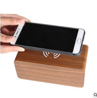 ChargeTime™: The Wireless Charging Clock