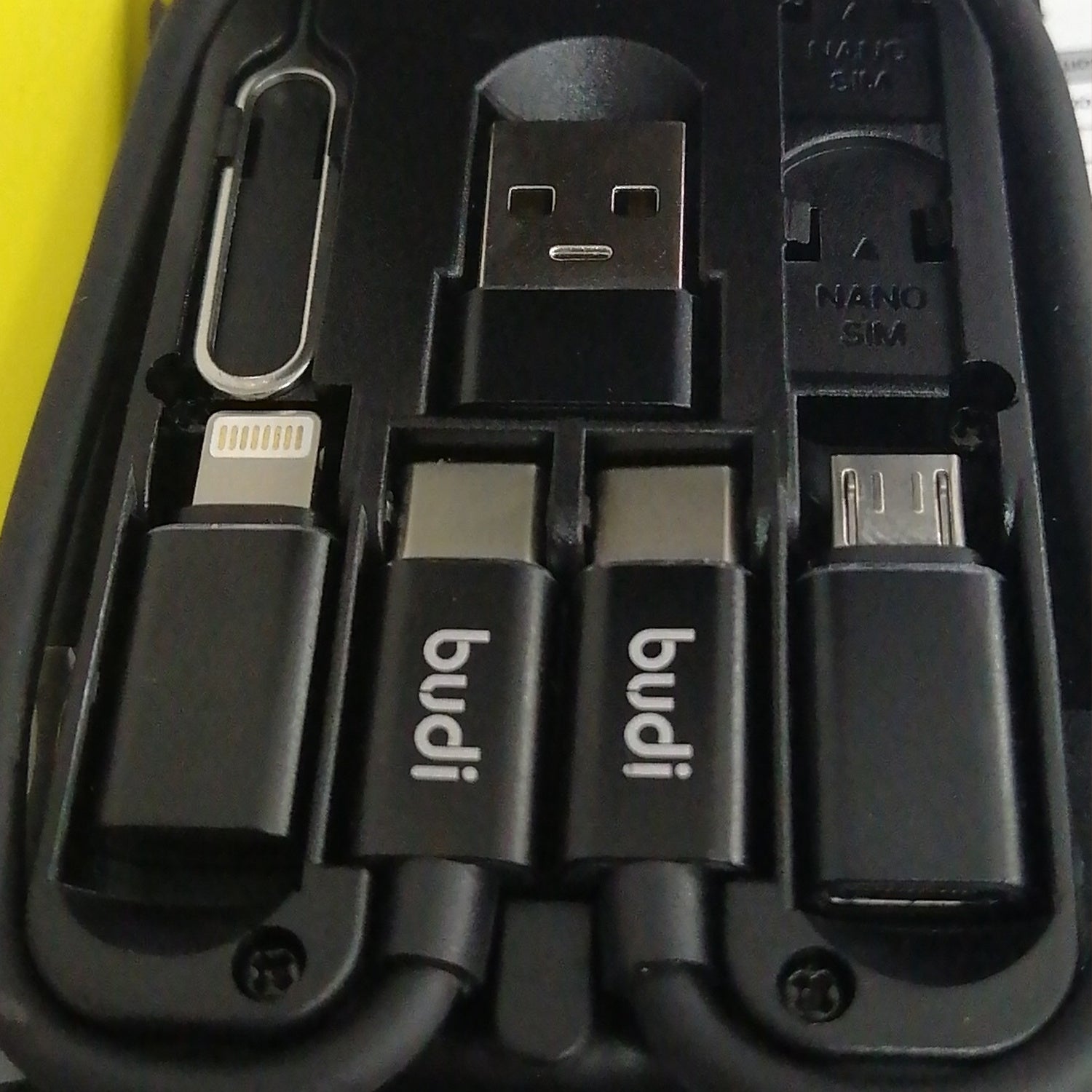 Voltique™ NexusCharge USB Hub