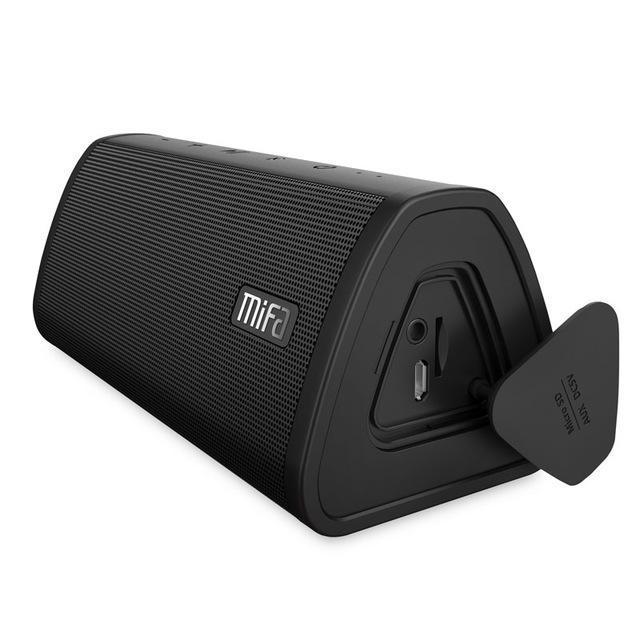AquaBlast™ Waterproof Outdoor Speaker
