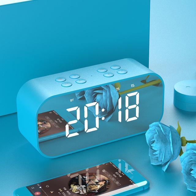 TempoGlow: Wireless Bluetooth Speaker with LED Clock Display