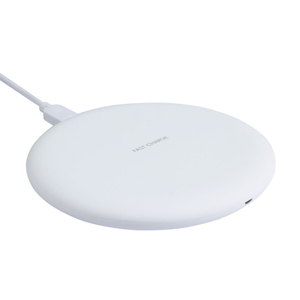 PowerHub™ Wireless Charger – Effortless Charging, Seamless Connectivity