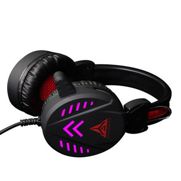 The TitanSound Pro Gaming Headset