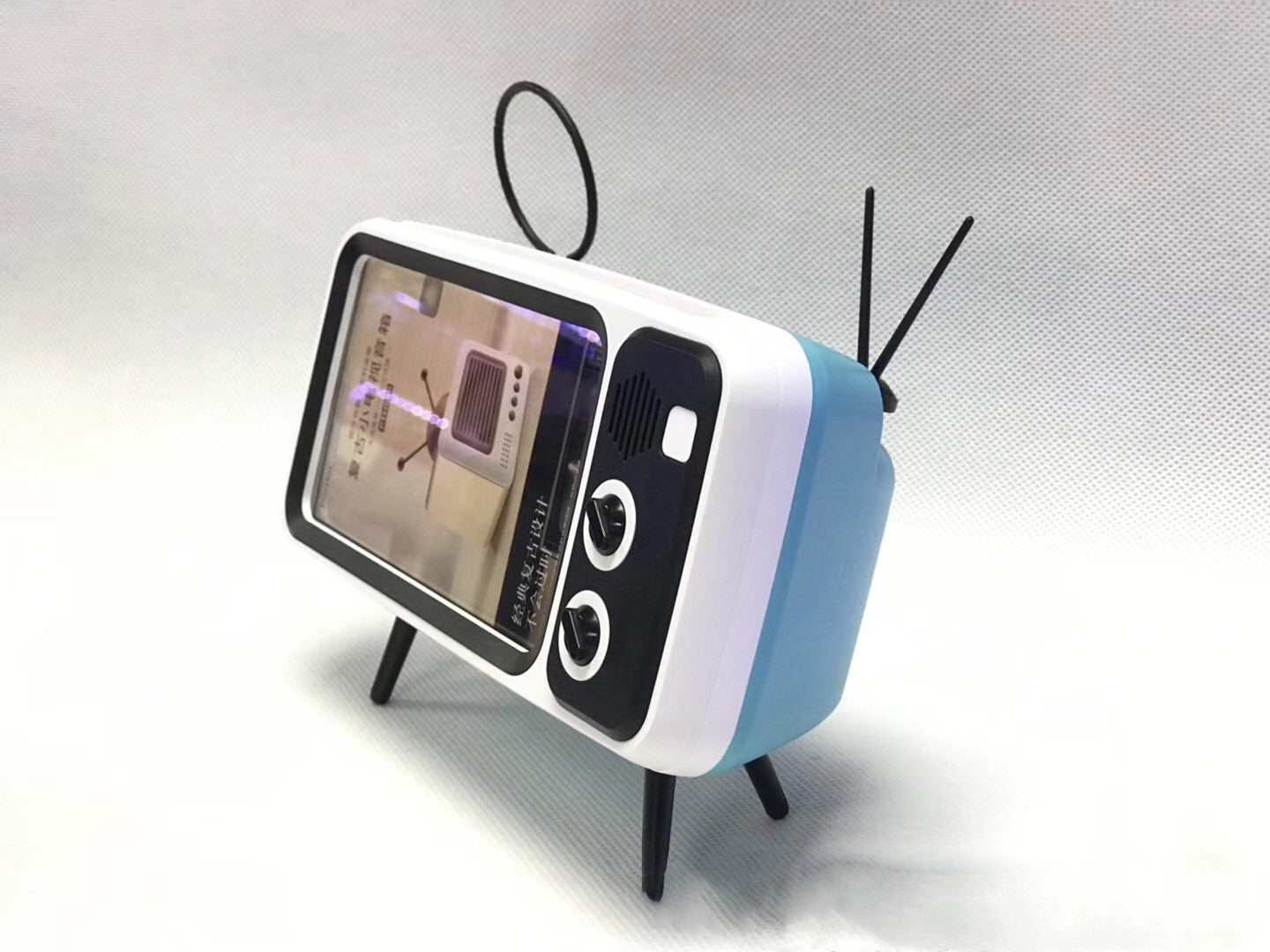 RetroWave Mini – Portable Retro TV Audio Speaker