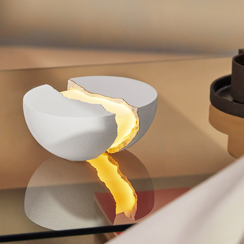 Luminara Sculptural Bluetooth Speaker