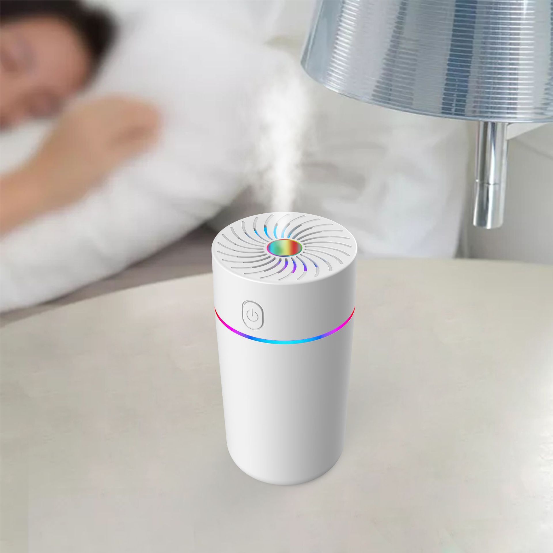 AeroFresh Car USB Mini Humidifier & Aromatherapy Purifier