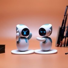 ErikBot – The Creative Intelligent Robot Toy for Kids and Innovators